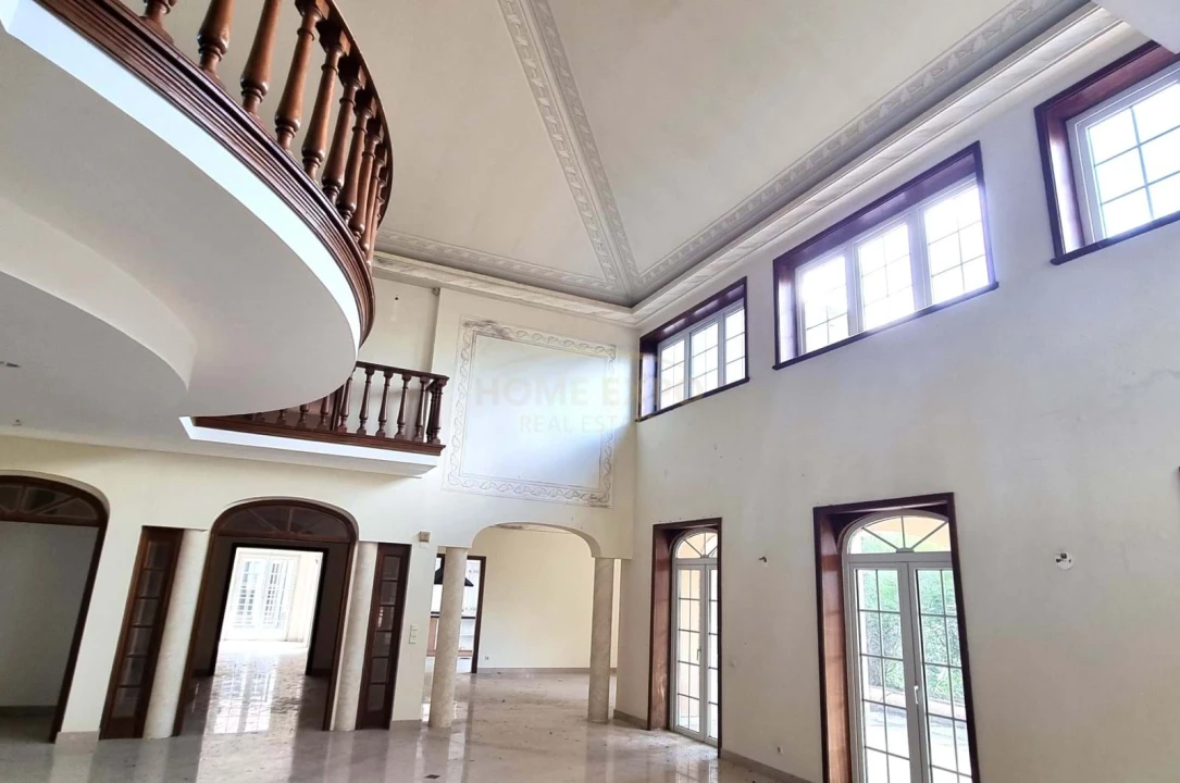 Moradia T5 para Venda em Agualva e Mira-Sintra Foto 24