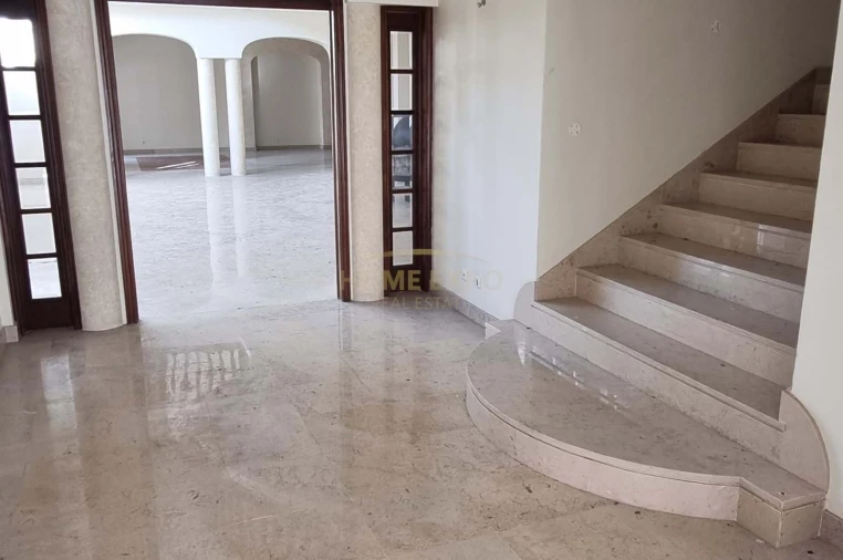 Moradia T5 para Venda em Agualva e Mira-Sintra Foto 31