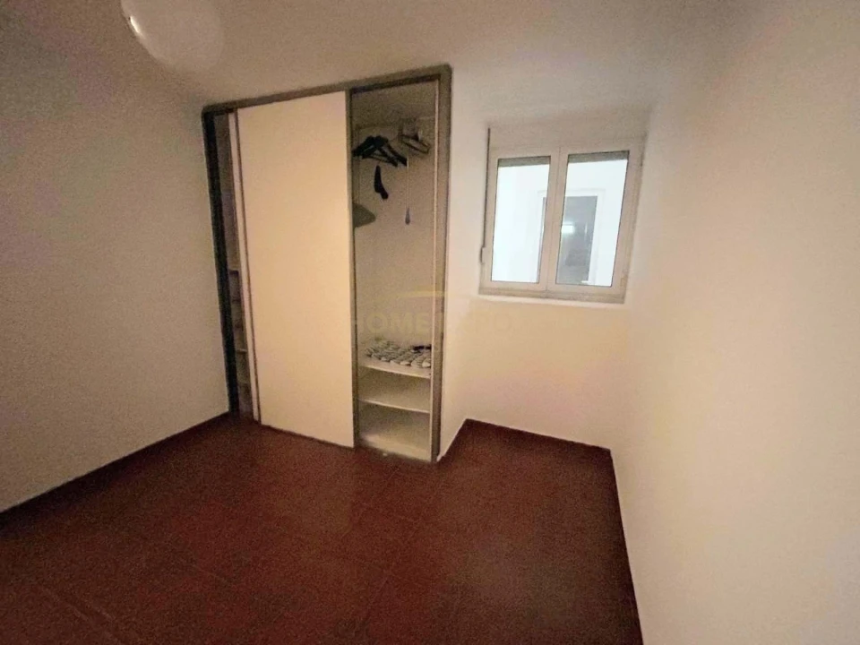 Apartamento T2 para Venda em Santo António Foto 3