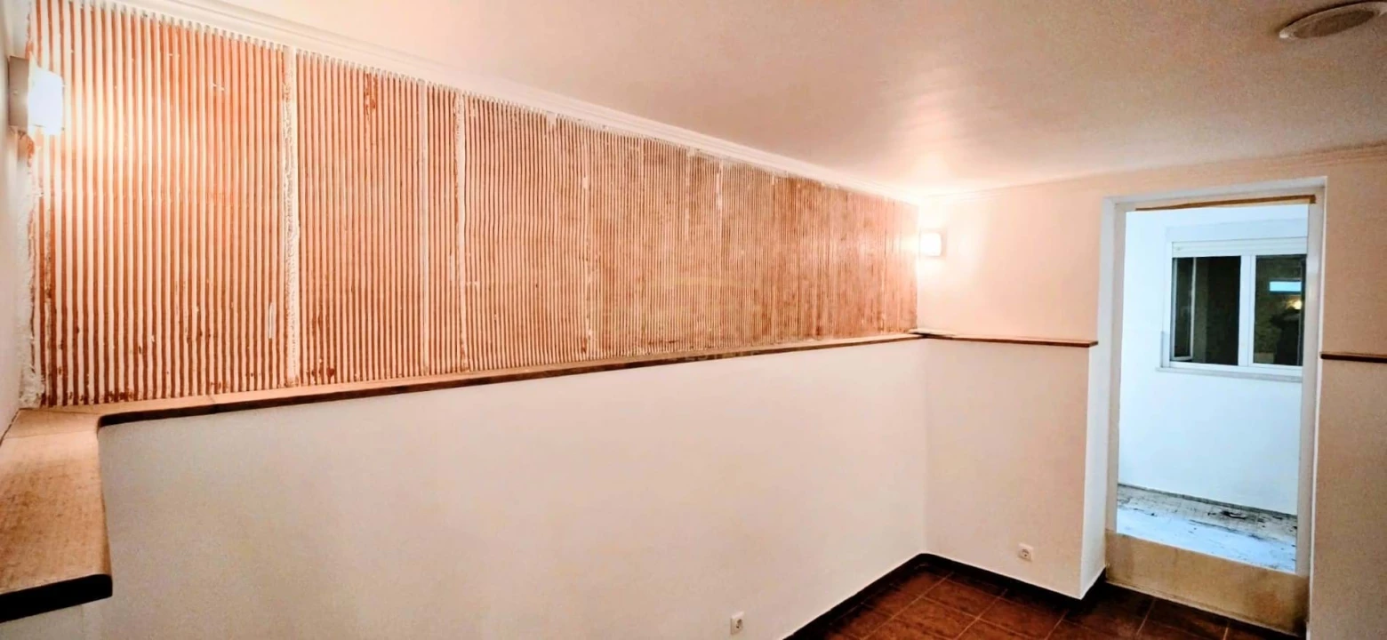 Apartamento T2 para Venda em Santo António Foto 17