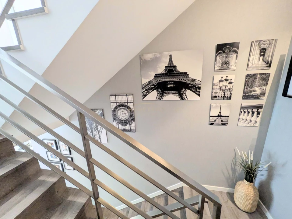 Moradia T5 para Venda em Santa Iria de Azoia, São João da Talha e Bobadela Foto 30