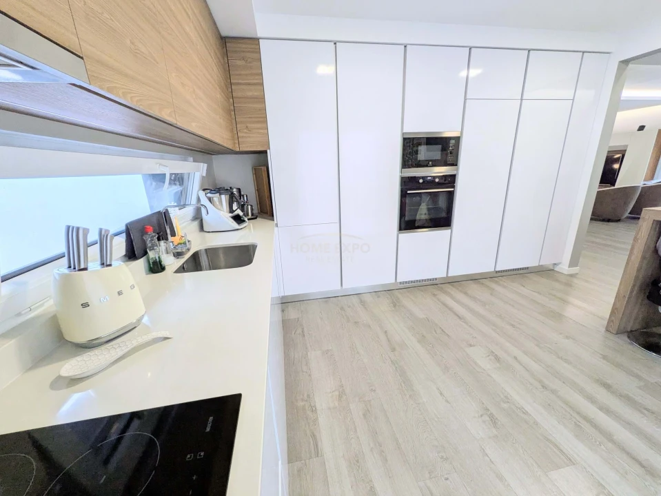 Moradia T5 para Venda em Santa Iria de Azoia, São João da Talha e Bobadela Foto 19