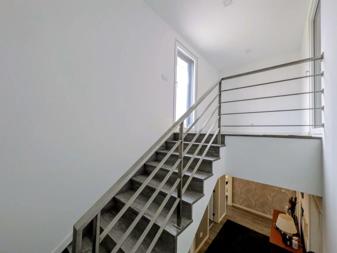 Moradia T5 para Venda em Santa Iria de Azoia, São João da Talha e Bobadela Foto 38