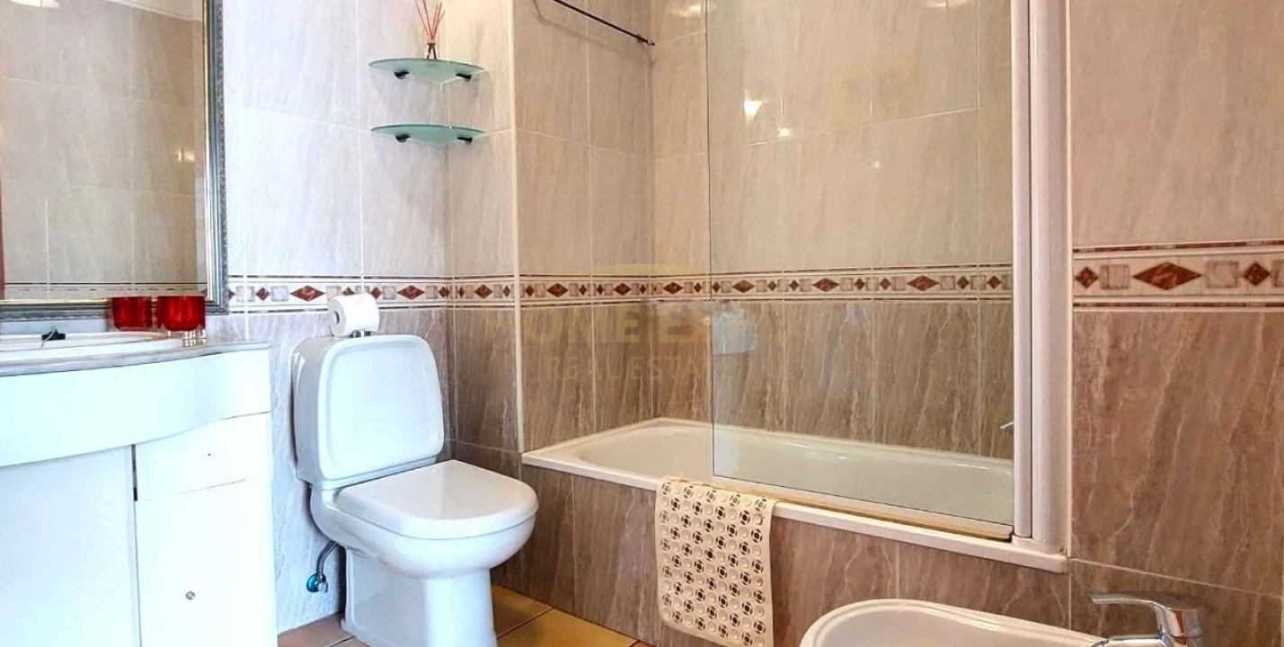 Moradia T3 para Venda em Quarteira Foto 18