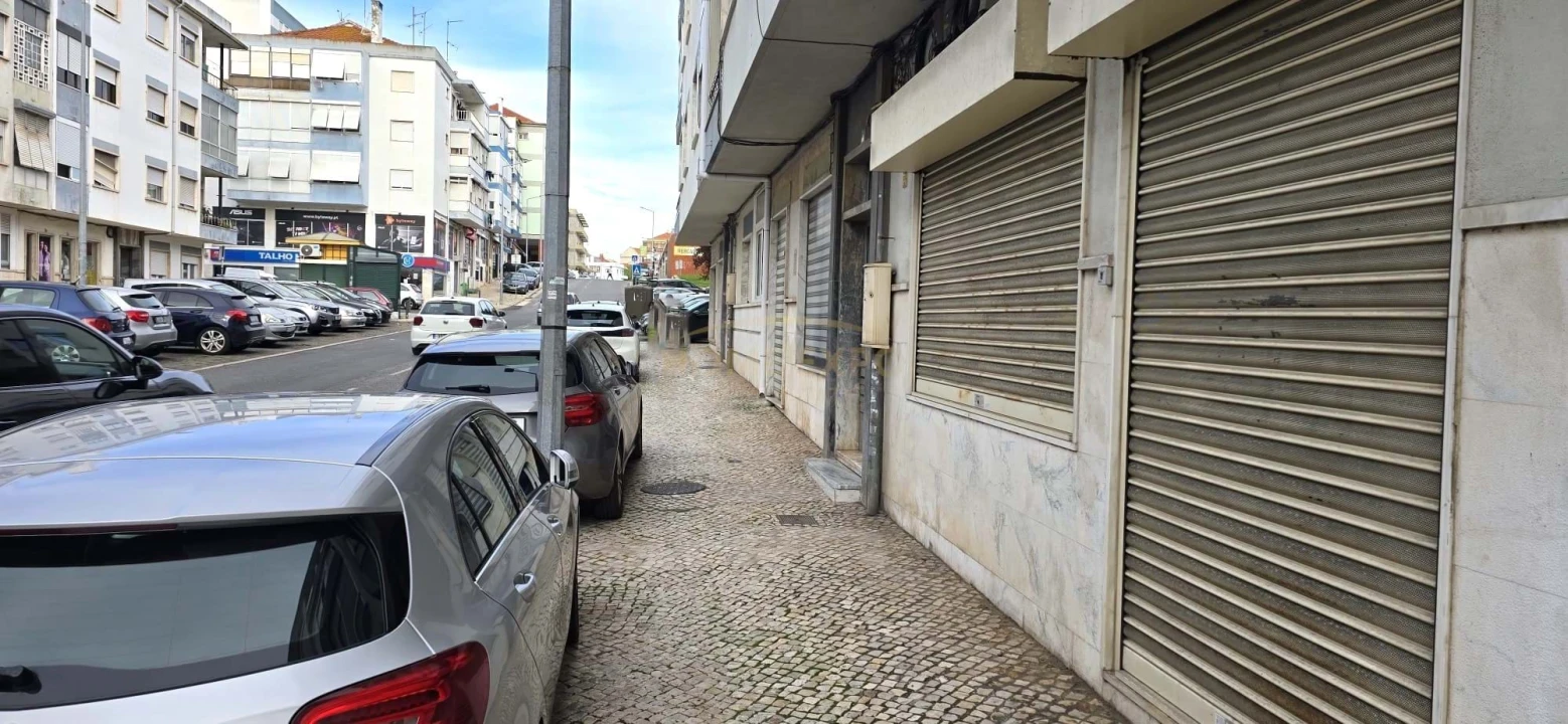 Negócio para Venda em Odivelas Foto 2