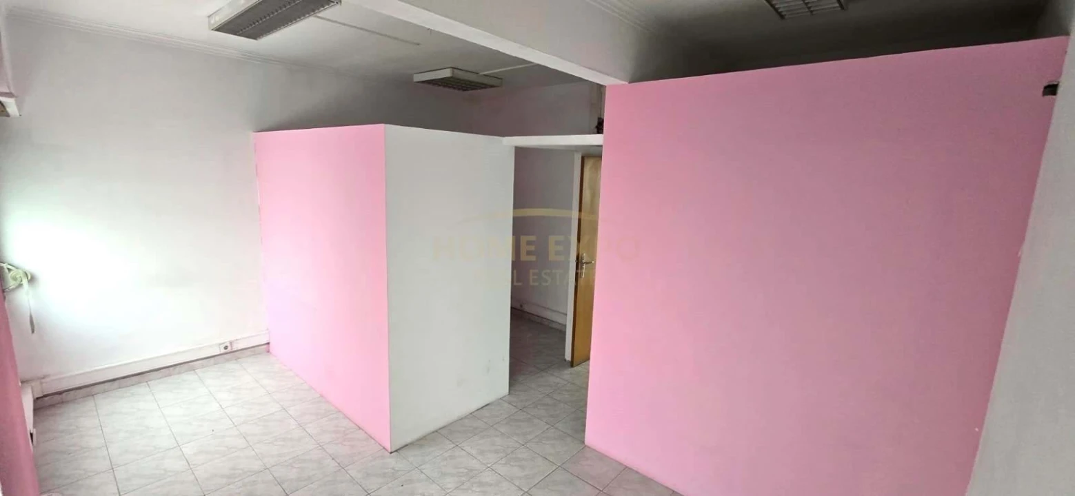 Negócio para Venda em Odivelas Foto 4