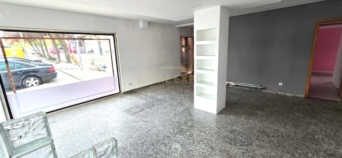 Negócio para Venda em Odivelas Foto 5