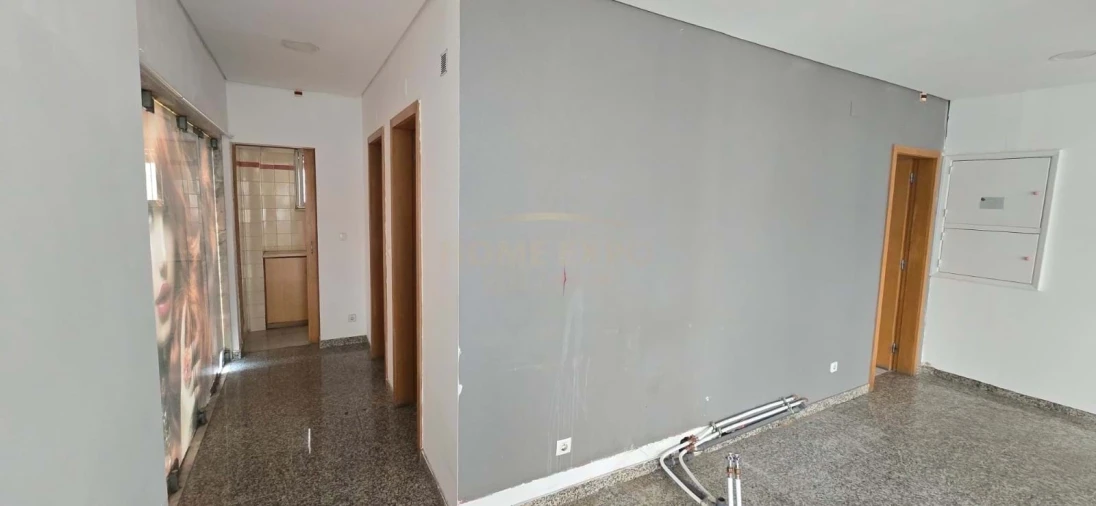 Negócio para Venda em Odivelas Foto 6