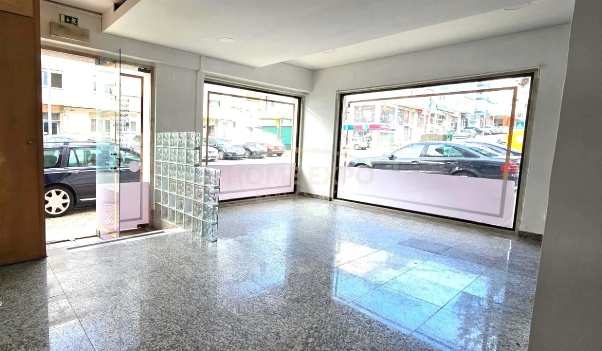 Negócio para Venda em Odivelas Foto 12