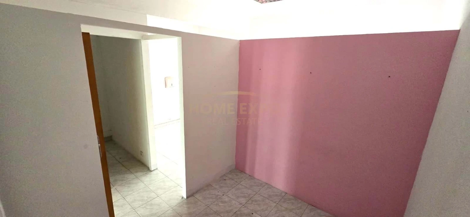 Negócio para Venda em Odivelas Foto 8