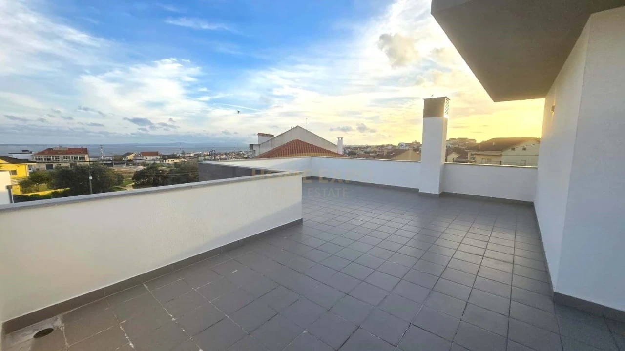 Moradia T3 para Venda em Santa Iria de Azoia, São João da Talha e Bobadela Foto 46