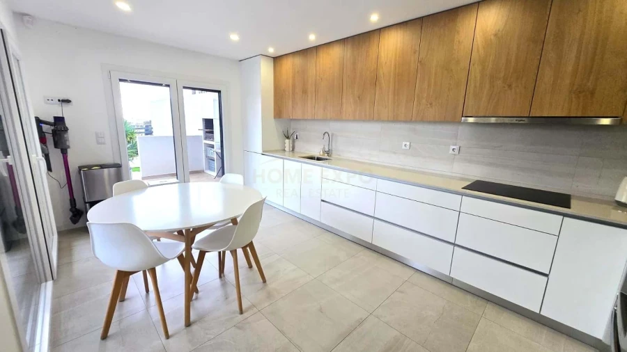 Moradia T3 para Venda em Santa Iria de Azoia, São João da Talha e Bobadela Foto 17