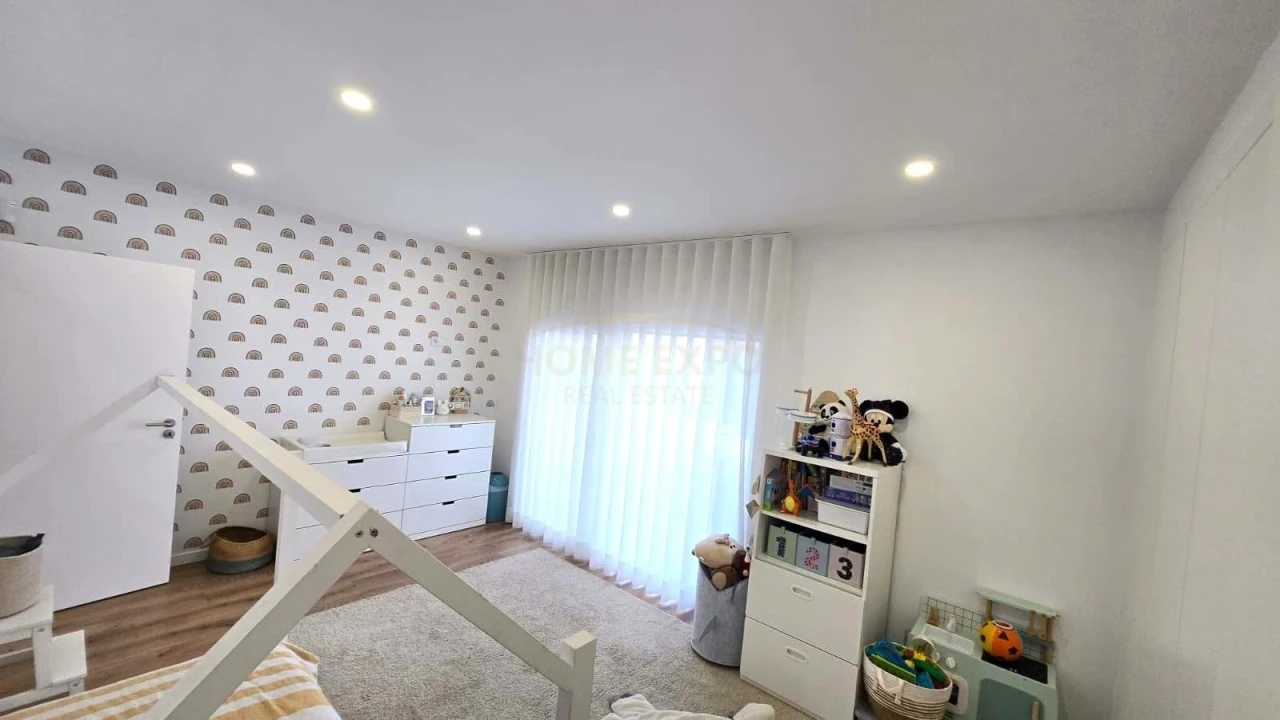 Moradia T3 para Venda em Santa Iria de Azoia, São João da Talha e Bobadela Foto 37