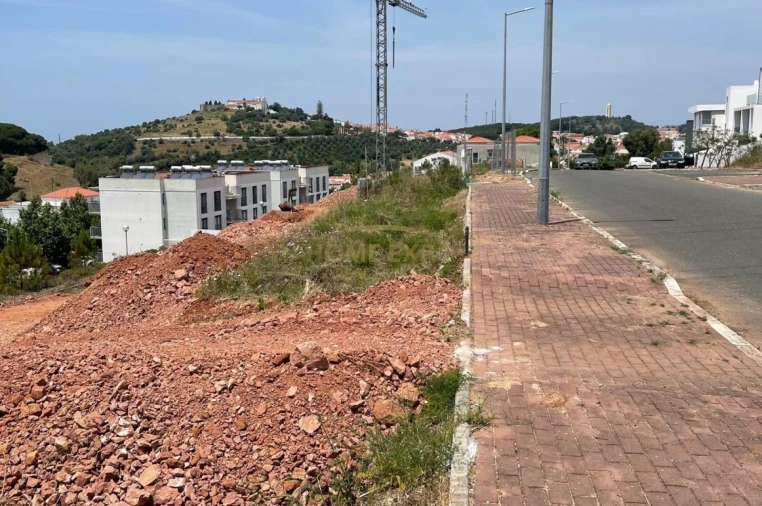 Terreno para Venda em Santiago do Cacém, Santa Cruz e São Bartolomeu da Serra Foto 3