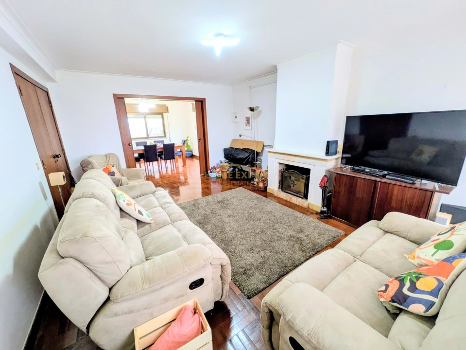 Moradia T6 para Venda em Póvoa de Santa Iria e Forte da Casa Foto 11