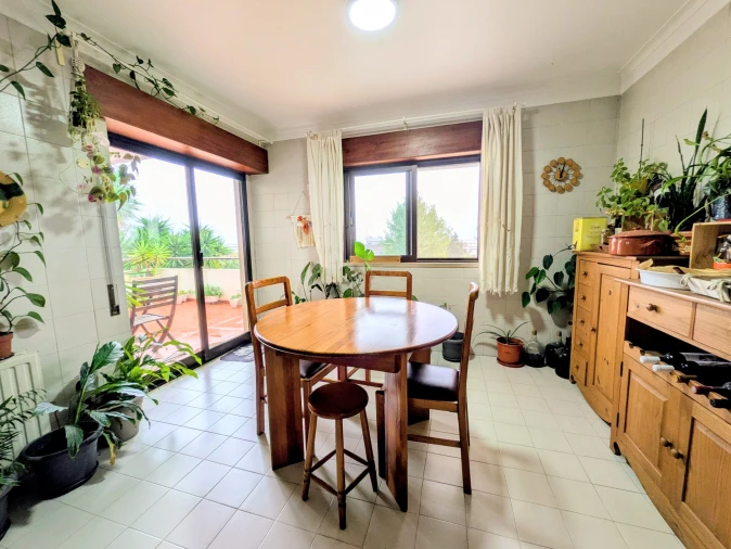 Moradia T6 para Venda em Póvoa de Santa Iria e Forte da Casa Foto 8