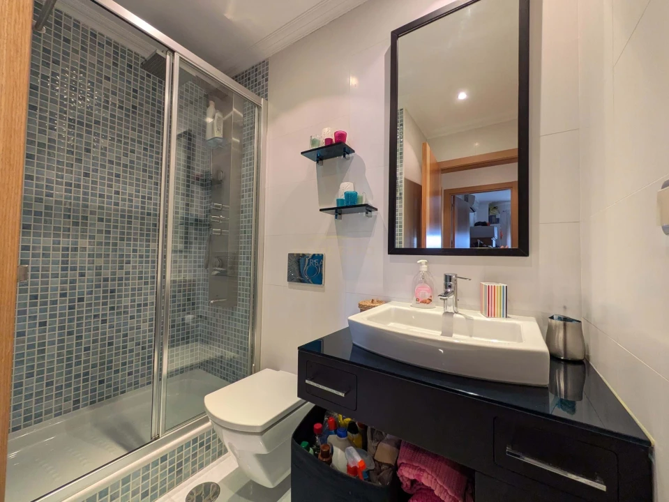 Apartamento T2 para Venda em Loures Foto 21