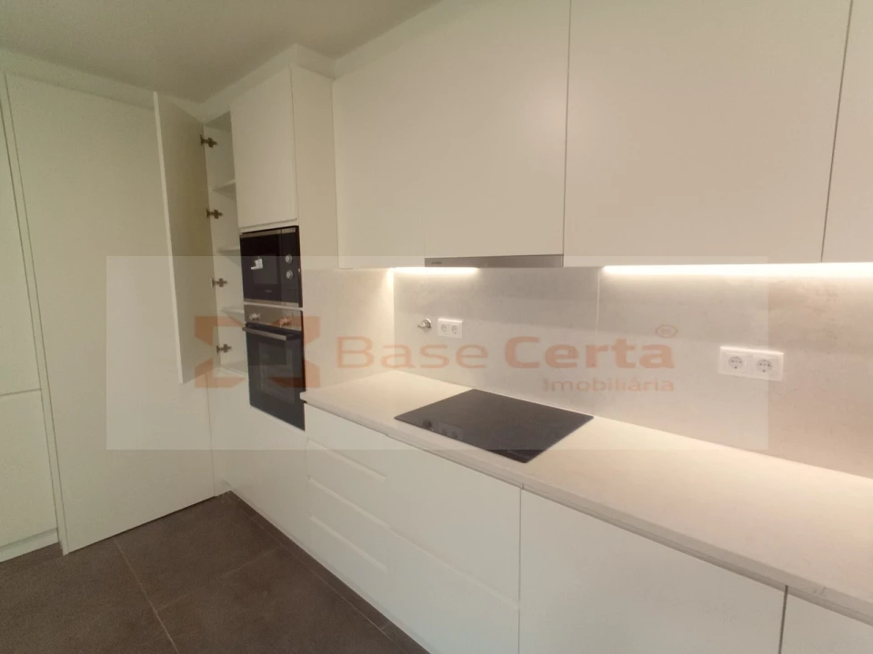 Apartamento T2 para Venda em Santa Clara Foto 5