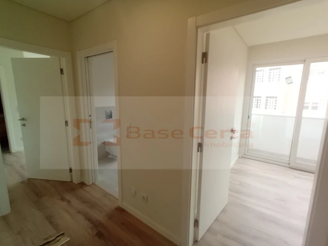 Apartamento T2 para Venda em Santa Clara Foto 9