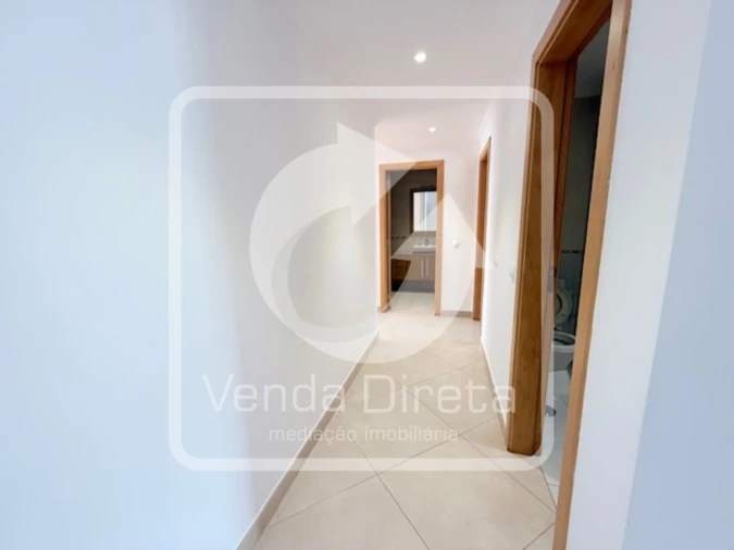 Apartamento T2 para Venda em Loule (São Clemente) Foto 7
