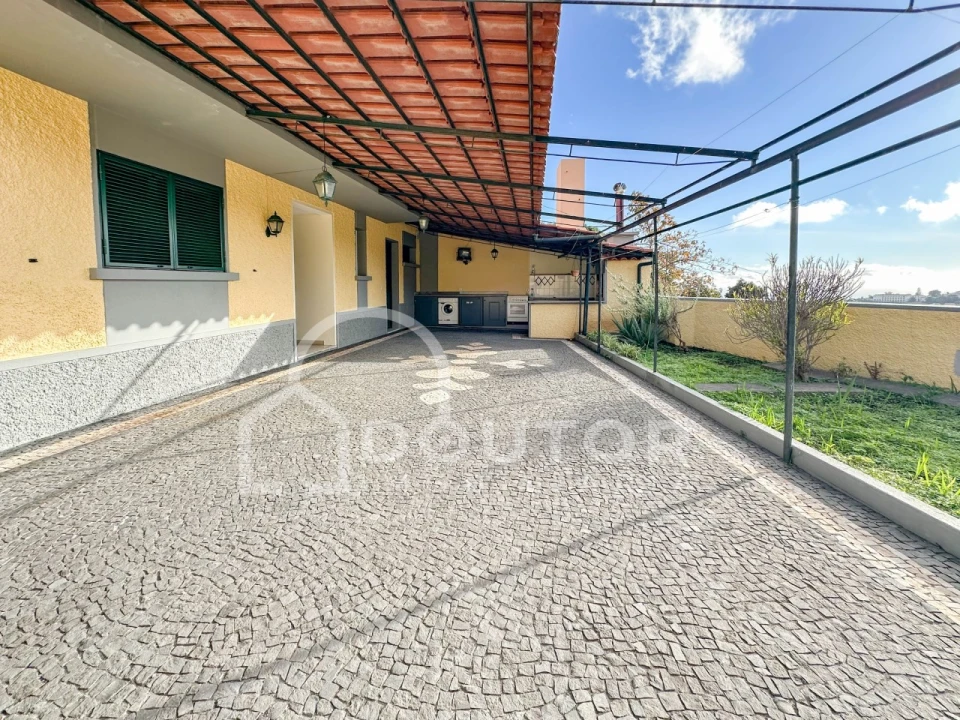 Moradia T3 para Venda em Imaculado Coração de Maria Foto 4