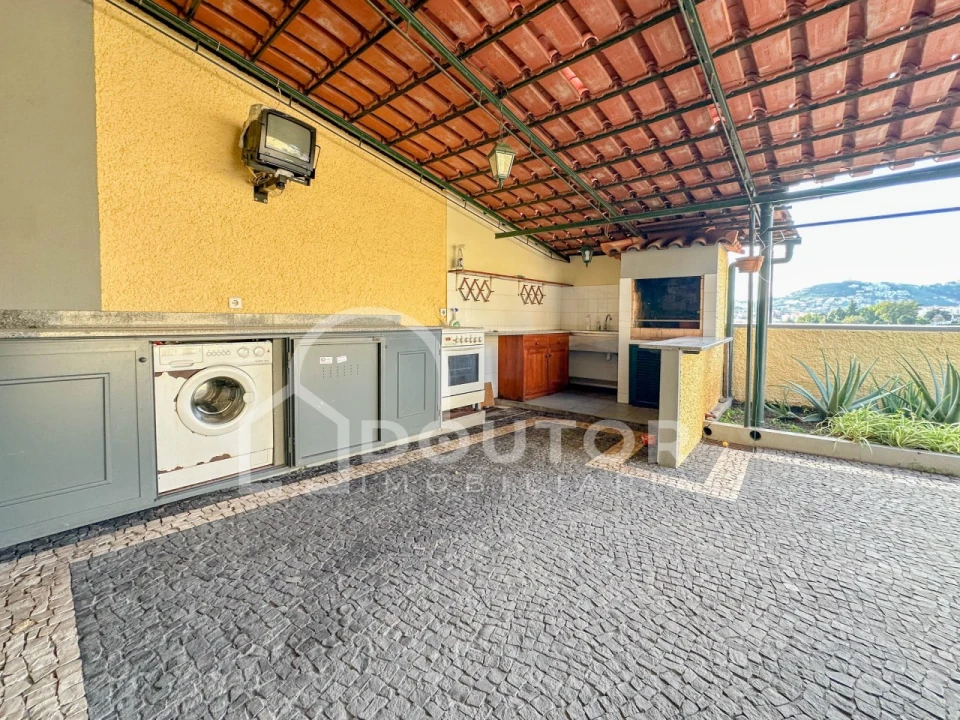 Moradia T3 para Venda em Imaculado Coração de Maria Foto 5