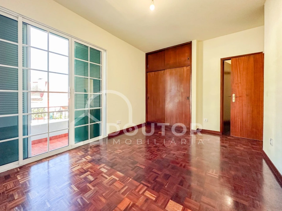 Moradia T3 para Venda em Imaculado Coração de Maria Foto 17