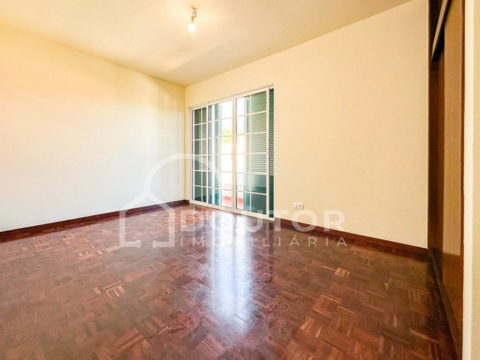 Moradia T3 para Venda em Imaculado Coração de Maria Foto 18