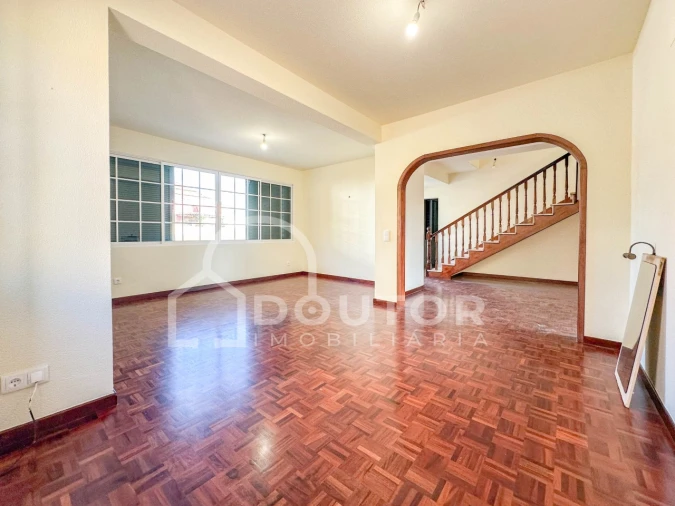 Moradia T3 para Venda em Imaculado Coração de Maria Foto 10