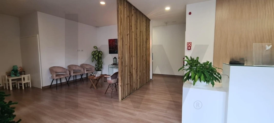 Loja para Venda em São Domingos de Benfica Foto 4