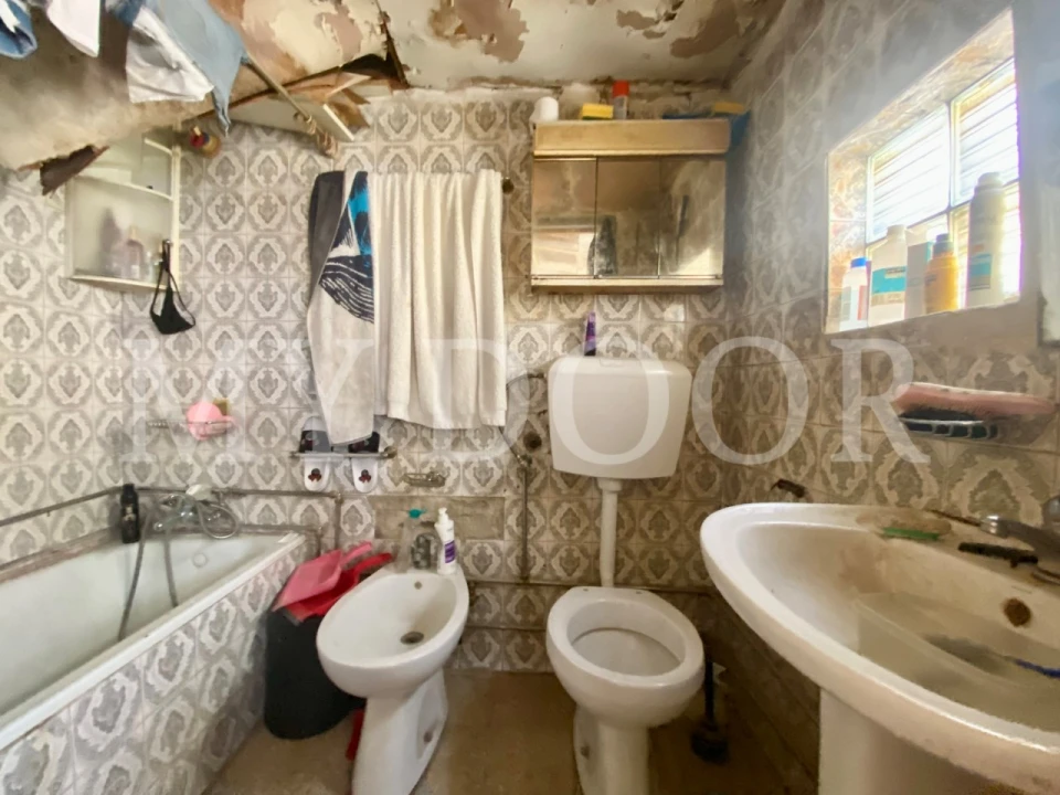 Moradia T1 para Venda em Estrela Foto 6