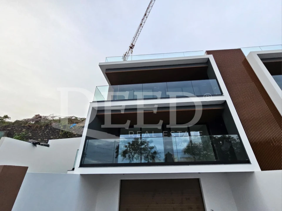 Apartamento T2 para Venda em São Martinho Foto 2