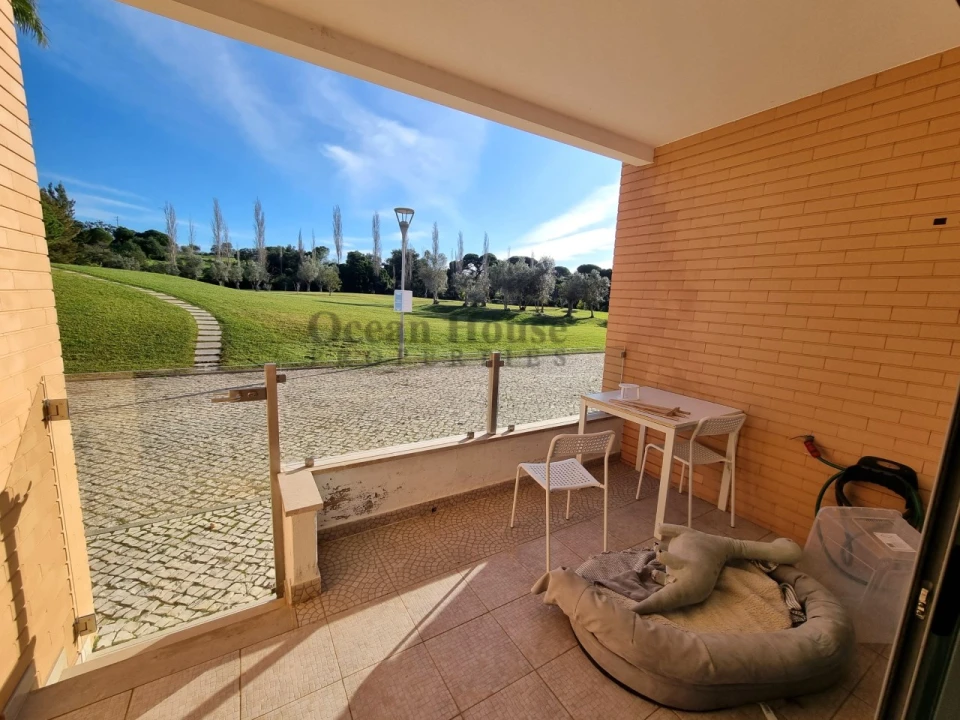 Moradia T2 para Venda em Albufeira e Olhos de Água Foto 6