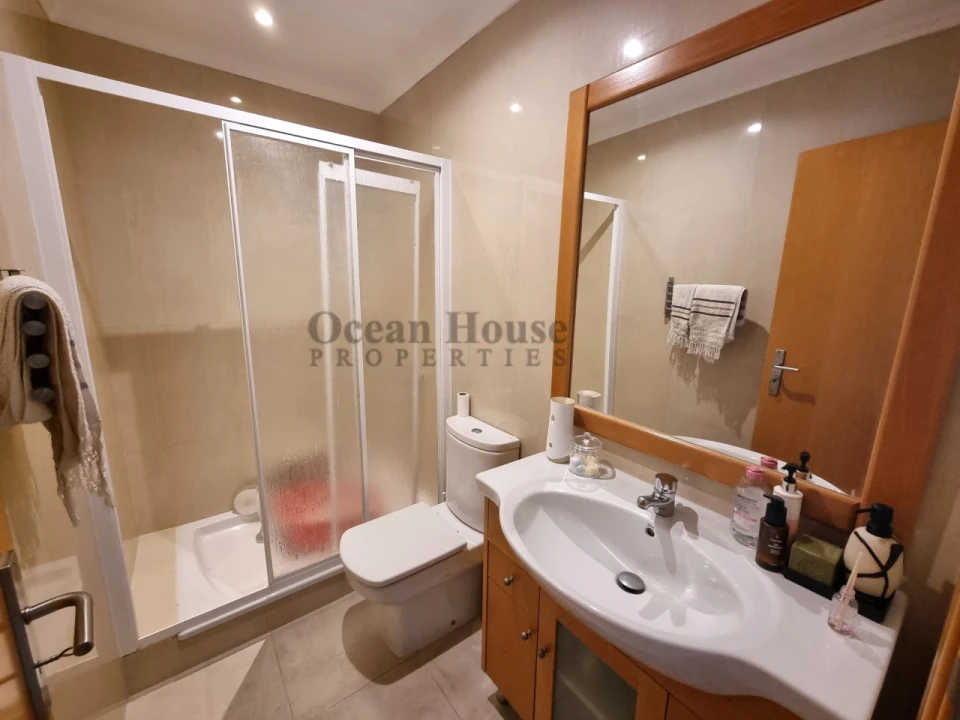 Moradia T2 para Venda em Albufeira e Olhos de Água Foto 16