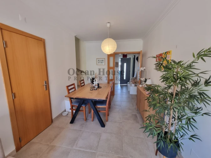 Moradia T2 para Venda em Albufeira e Olhos de Água Foto 3