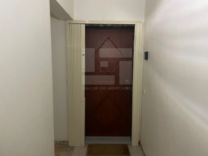 Apartamento T3 para Venda em Portimão Foto 25