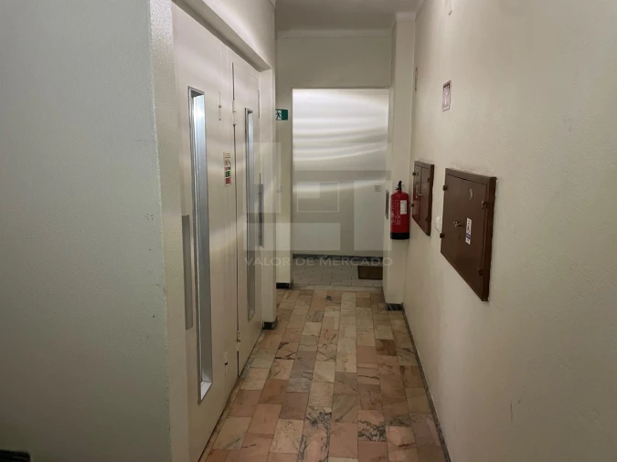 Apartamento T3 para Venda em Portimão Foto 26