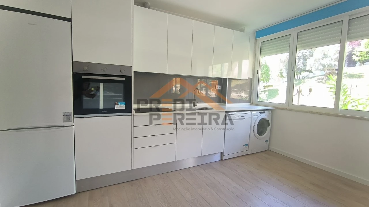 Apartamento T3 para Venda em Falagueira-Venda Nova Foto 13