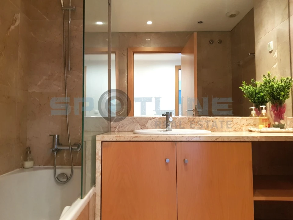 Apartamento T2 para Venda em Parque das Nações Foto 27