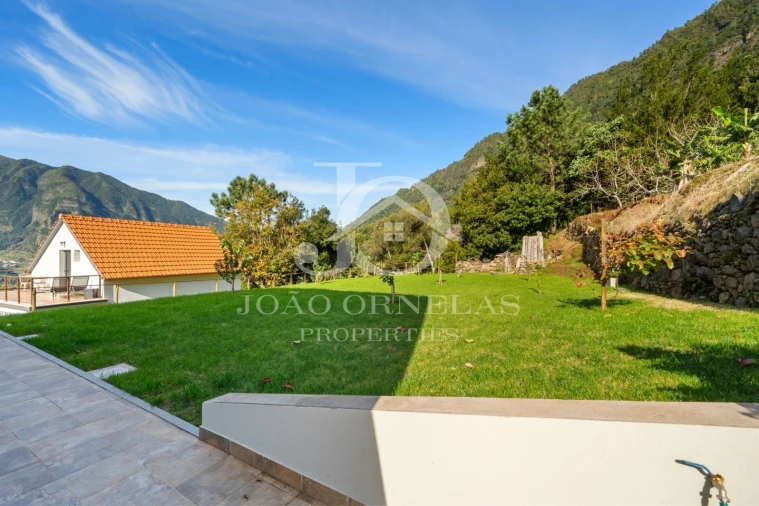 Moradia T2 para Venda em São Vicente Foto 32