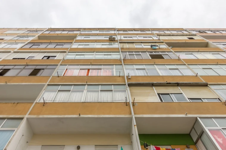 Apartamento T1 para Venda em Amora Foto 17