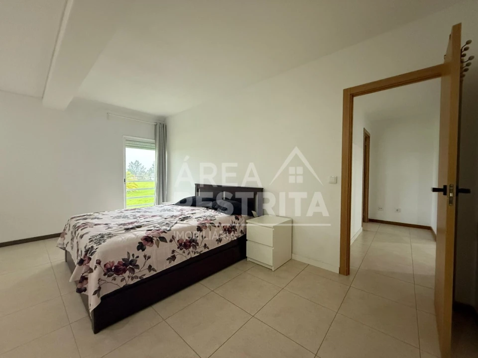 Apartamento T4 para Venda em Fernao Ferro Foto 14