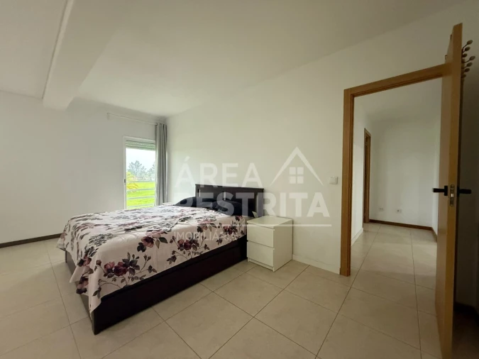 Apartamento T4 para Venda em Fernao Ferro Foto 14