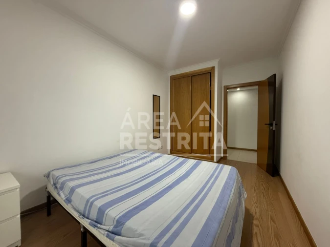 Apartamento T4 para Venda em Fernao Ferro Foto 18