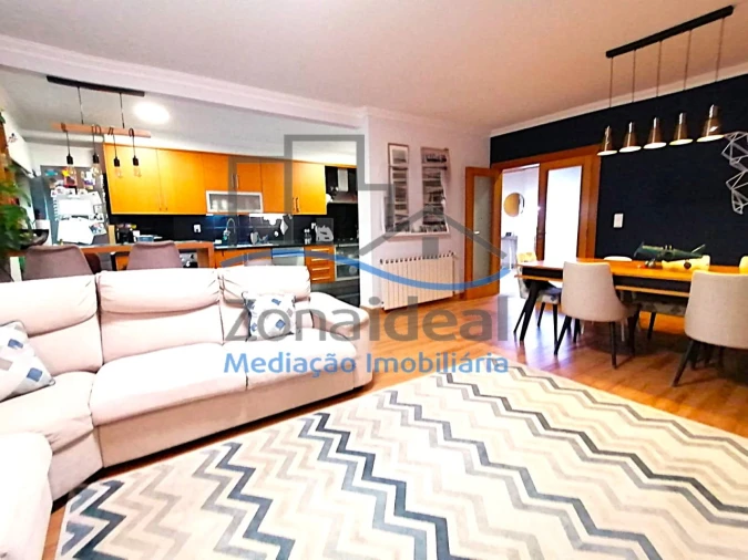 Apartamento T3 para Venda em Carregado e Cadafais Foto 3