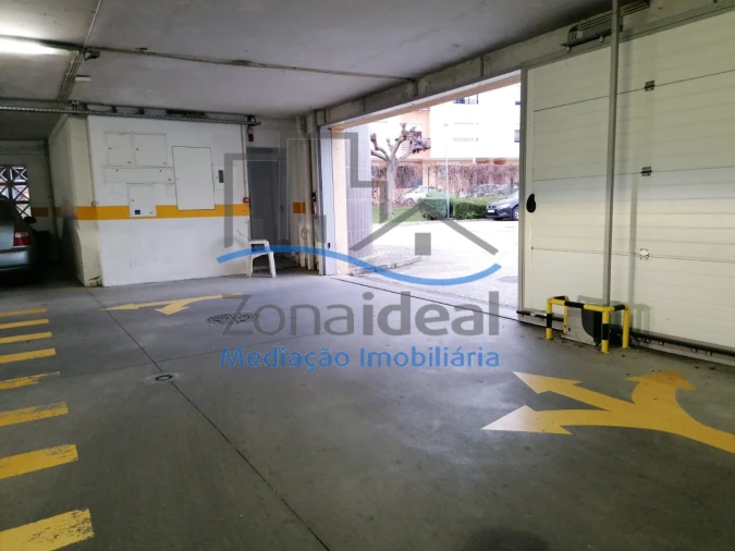 Apartamento T3 para Venda em Carregado e Cadafais Foto 23