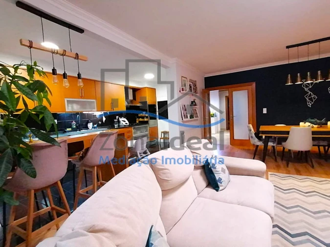 Apartamento T3 para Venda em Carregado e Cadafais Foto 5