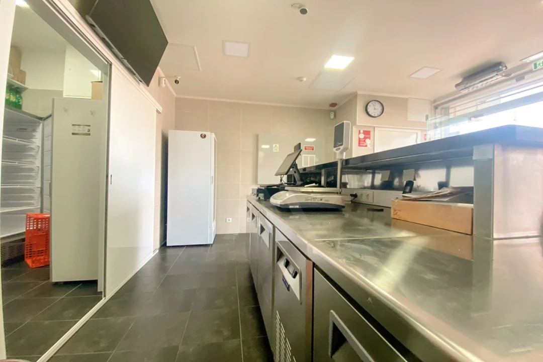 Loja para Venda em Algueirão-Mem Martins Foto 2