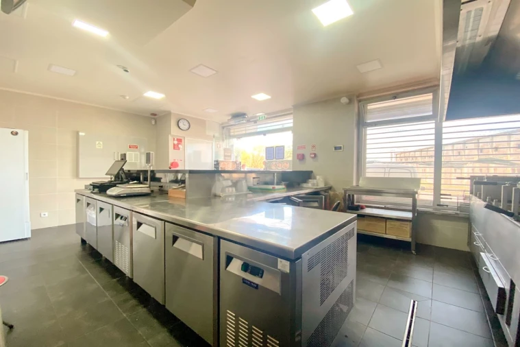 Loja para Venda em Algueirão-Mem Martins Foto 5