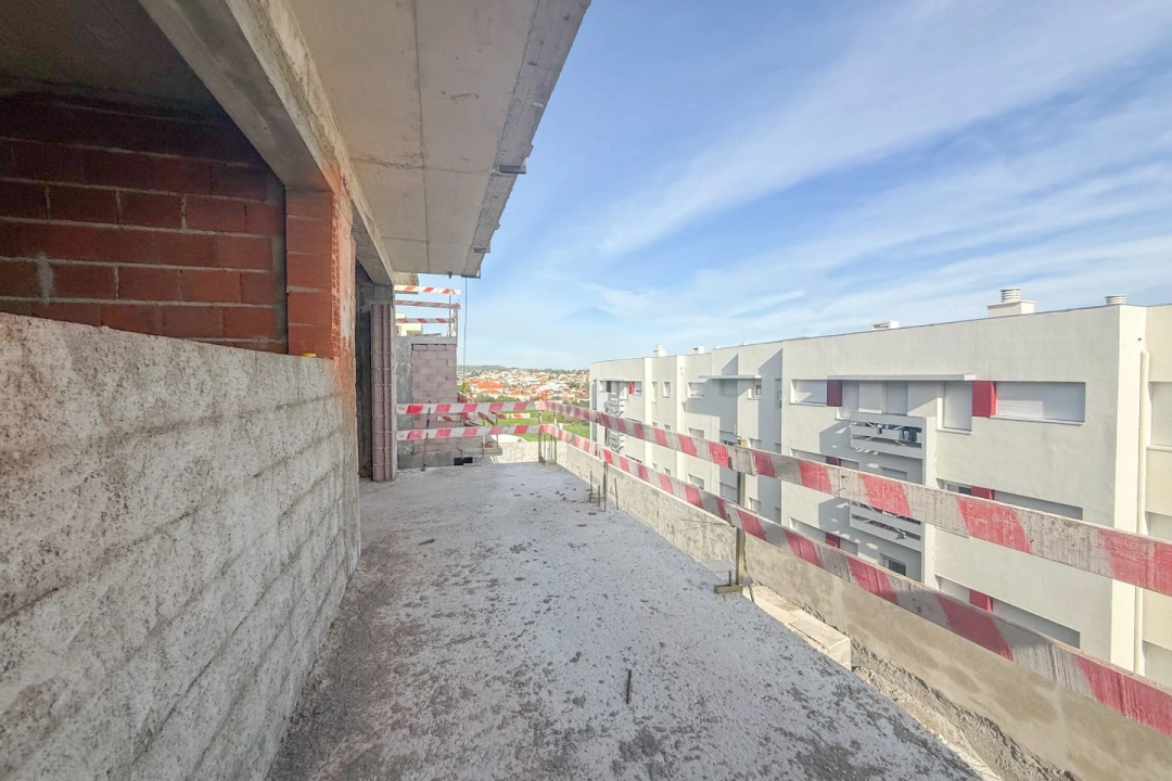 Moradia T4 para Venda em São Domingos de Rana Foto 20